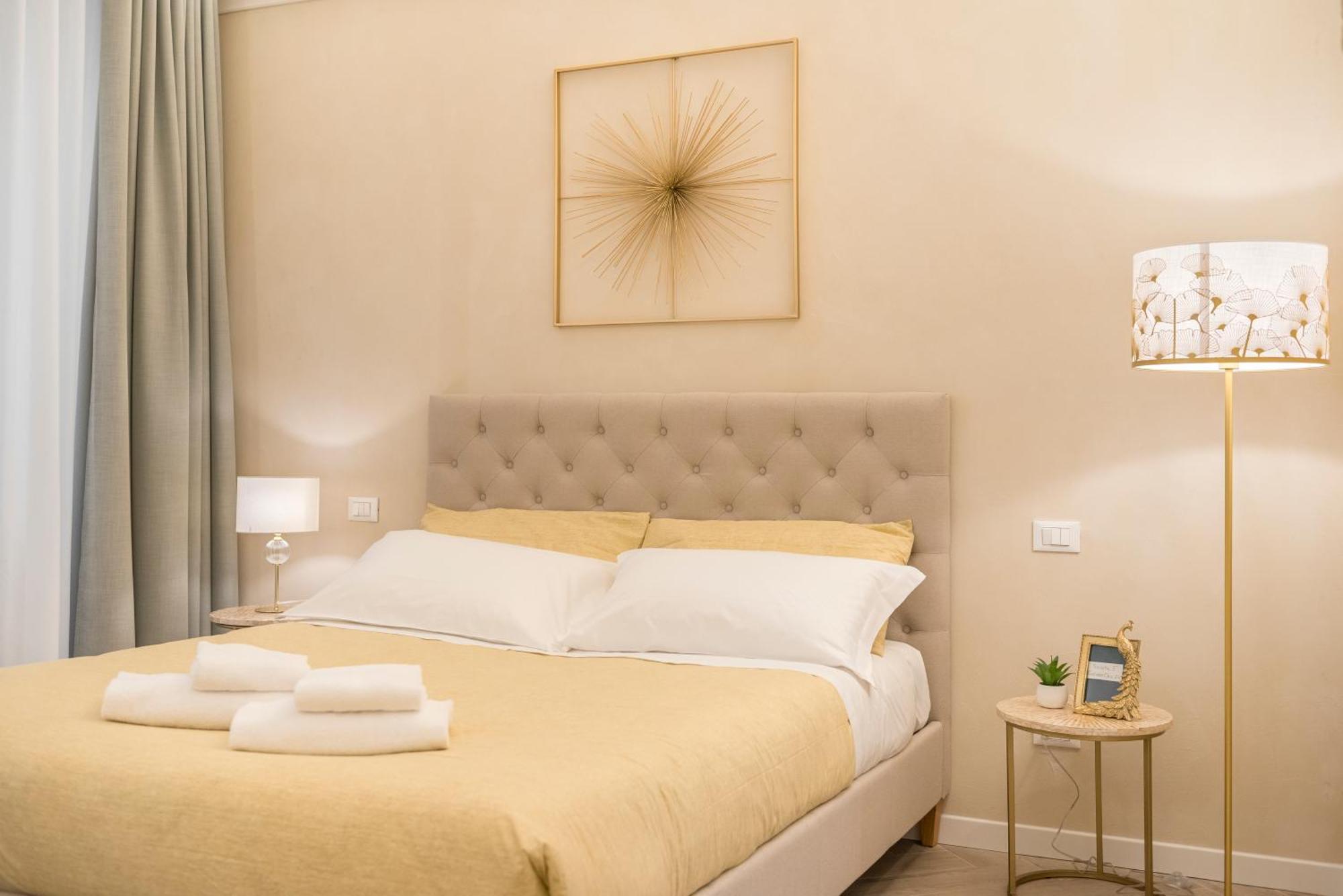 Appartamento Golden Chic - Citta Alta Bergamo Camera foto