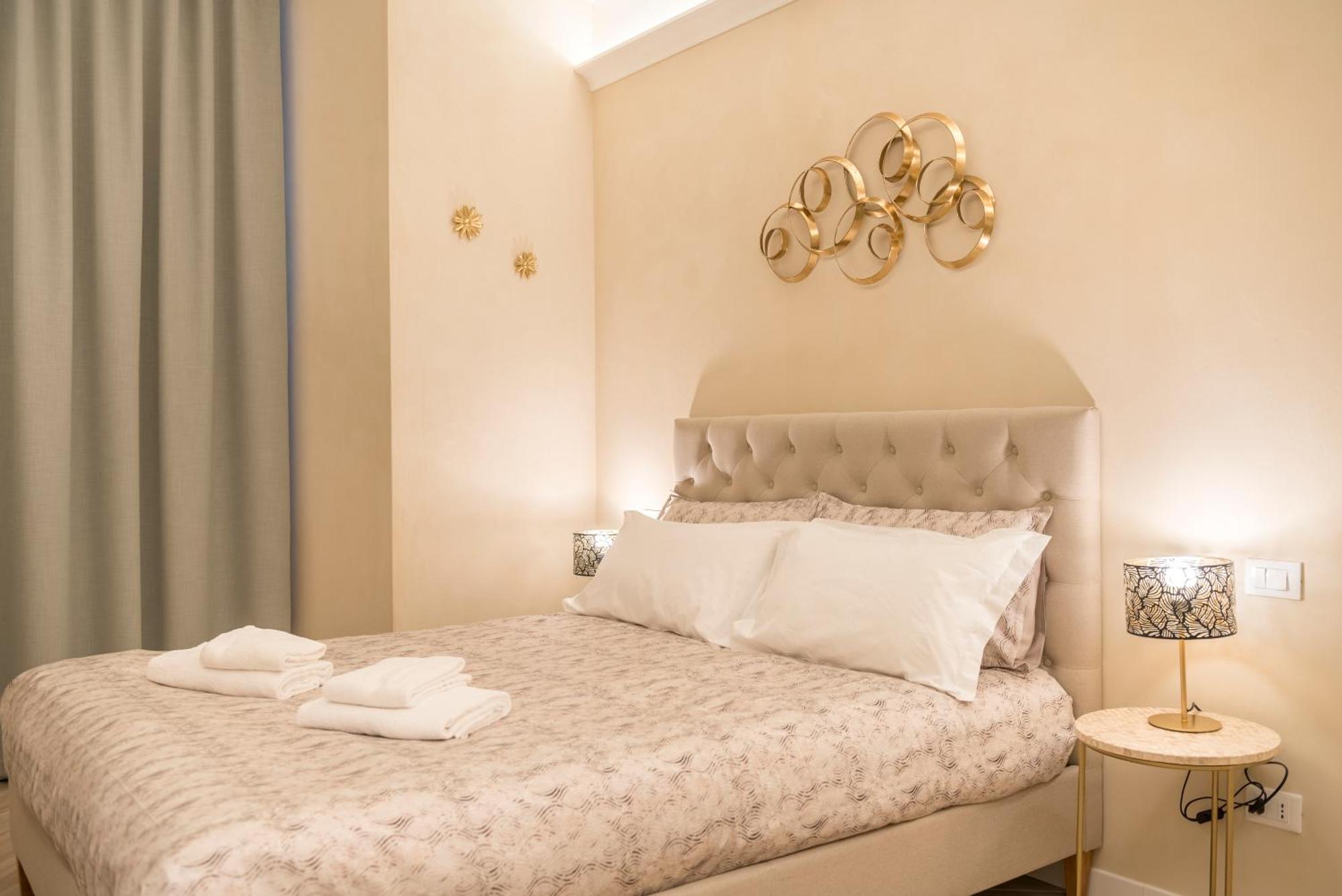 Appartamento Golden Chic - Citta Alta Bergamo Camera foto